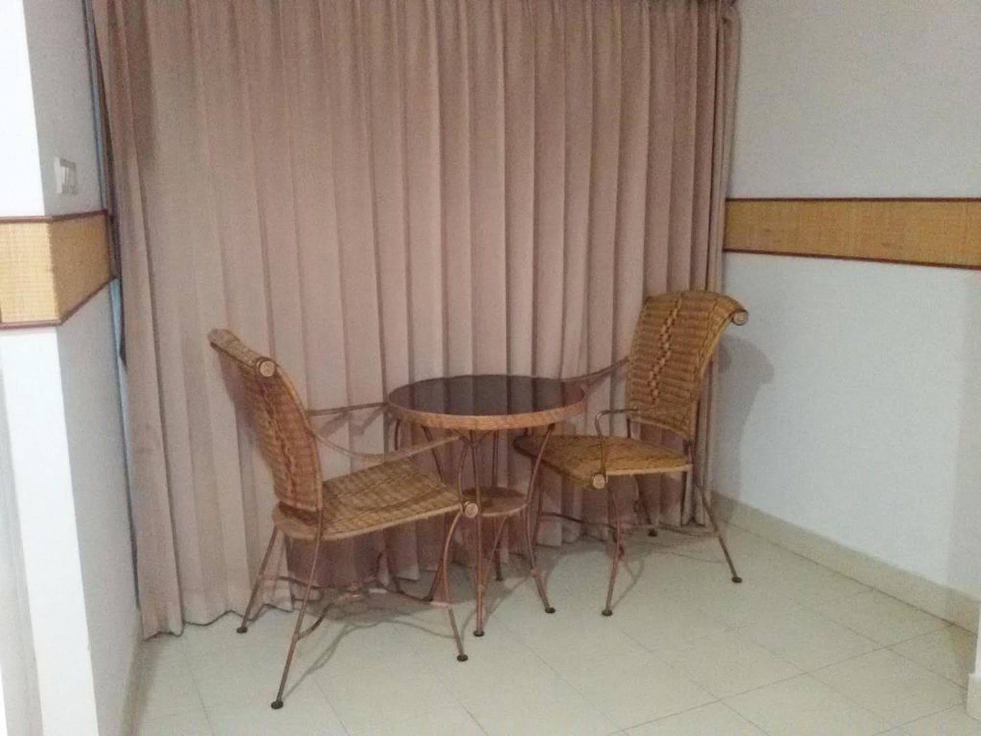 Rattakit Mansion Aparthotel Pattaya Εξωτερικό φωτογραφία